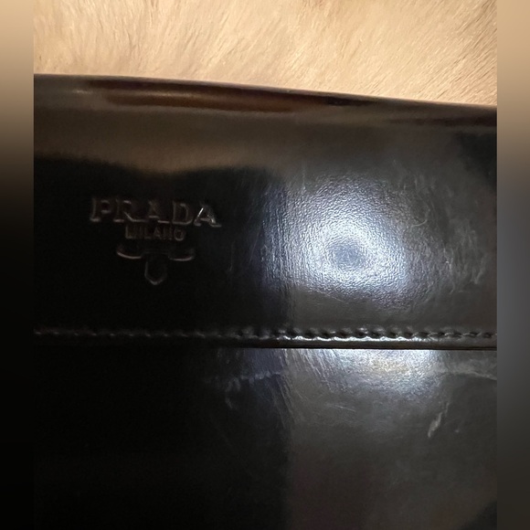 Prada Dark Navy Patent Leather wallet looks almost black - Picture 2 of 12